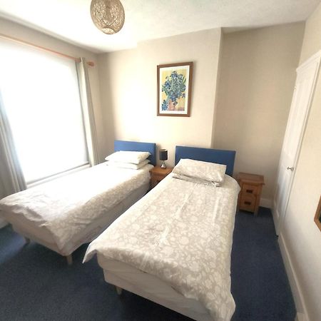 Comfortable Victorian 3 Bedroom Semi-Detached House With Fast Wi-Fi Sittingbourne Exterior foto